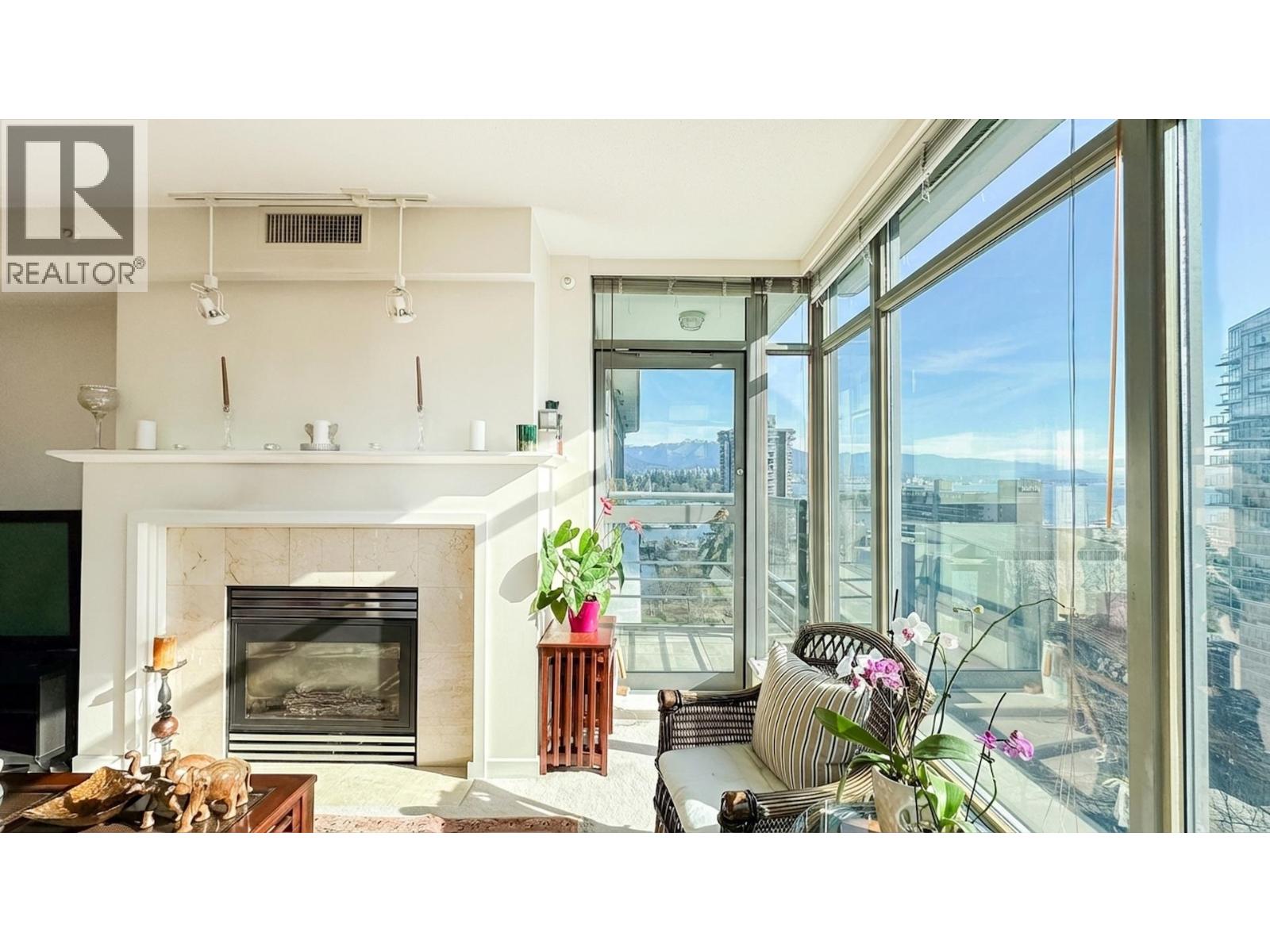 1004 1710 Bayshore Drive, Vancouver, British Columbia  V6G 3G4 - Photo 7 - R3095970