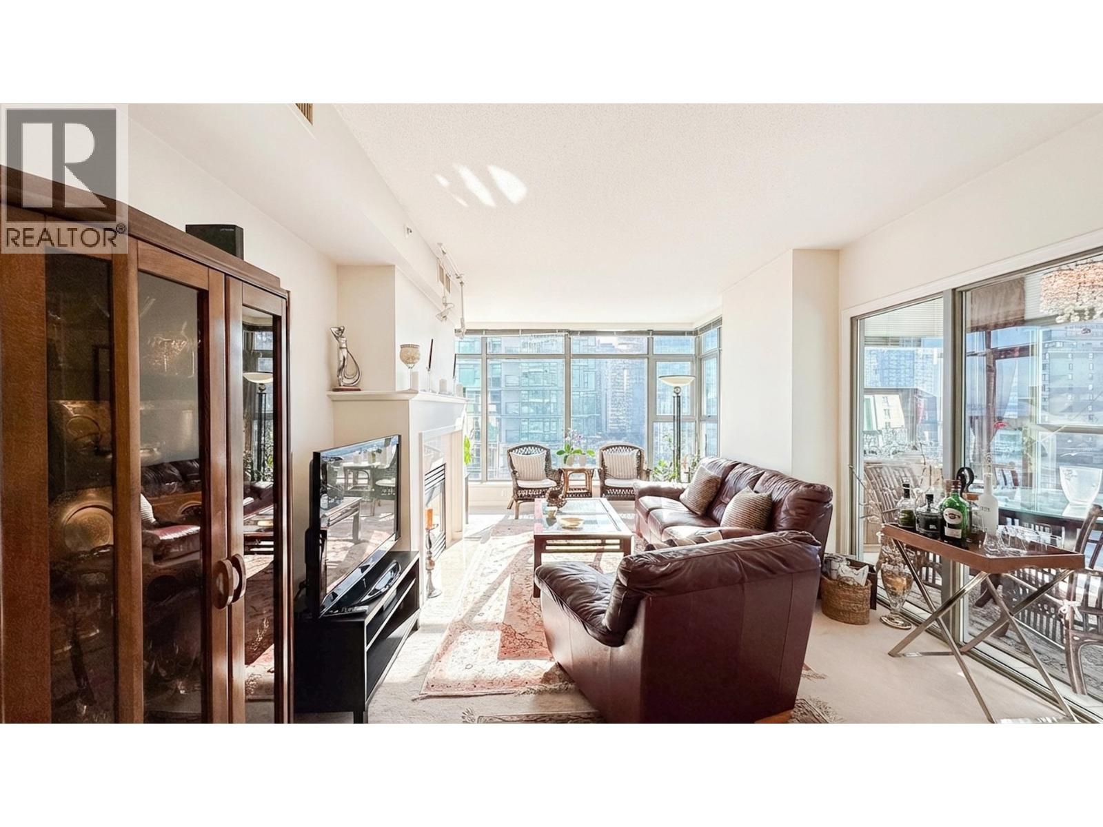 1004 1710 Bayshore Drive, Vancouver, British Columbia  V6G 3G4 - Photo 4 - R3095970