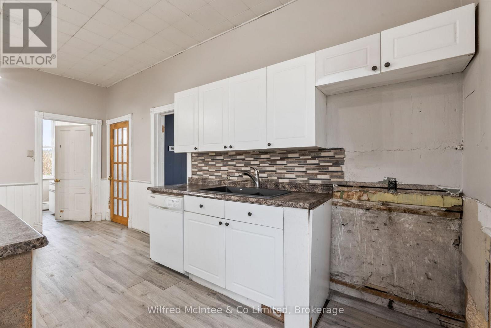 570 20 Side Road, Brockton, Ontario  N0G 2V0 - Photo 14 - X12471074