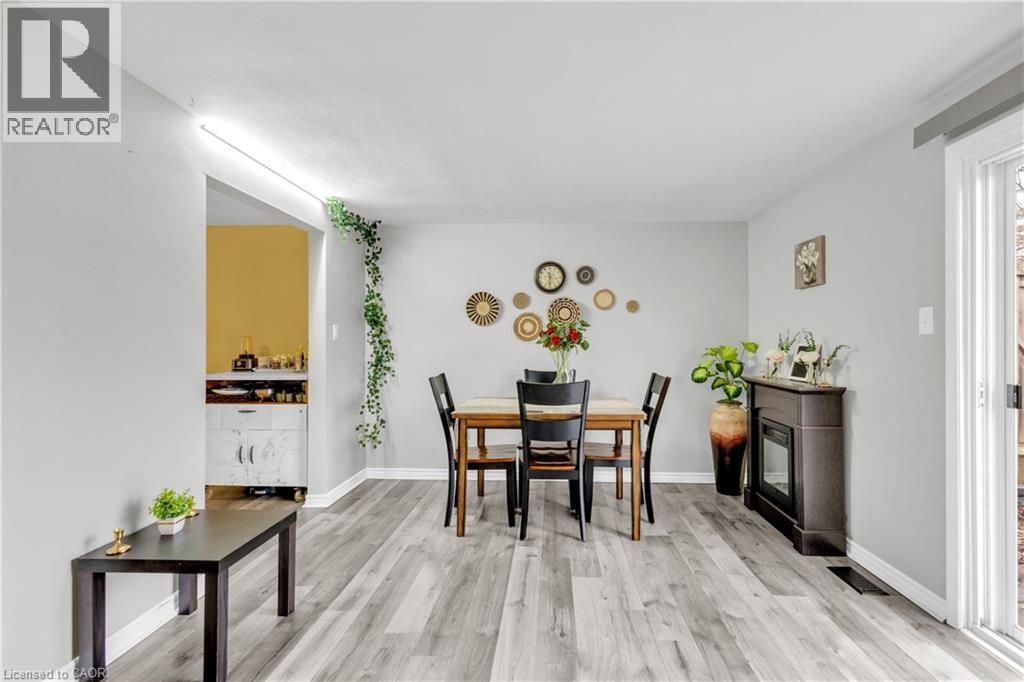 120 Country Club Drive Unit# 73, Guelph, Ontario  N1E 3K7 - Photo 6 - 40814047