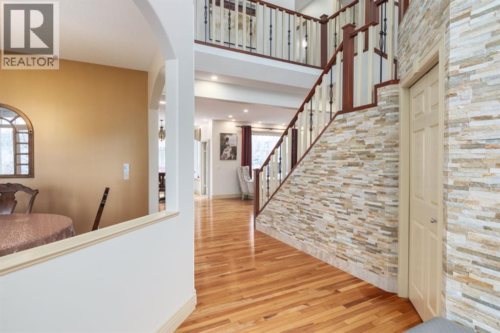 401 Marina Drive, Chestermere, Alberta  T1X 1V8 - Photo 3 - A2290902