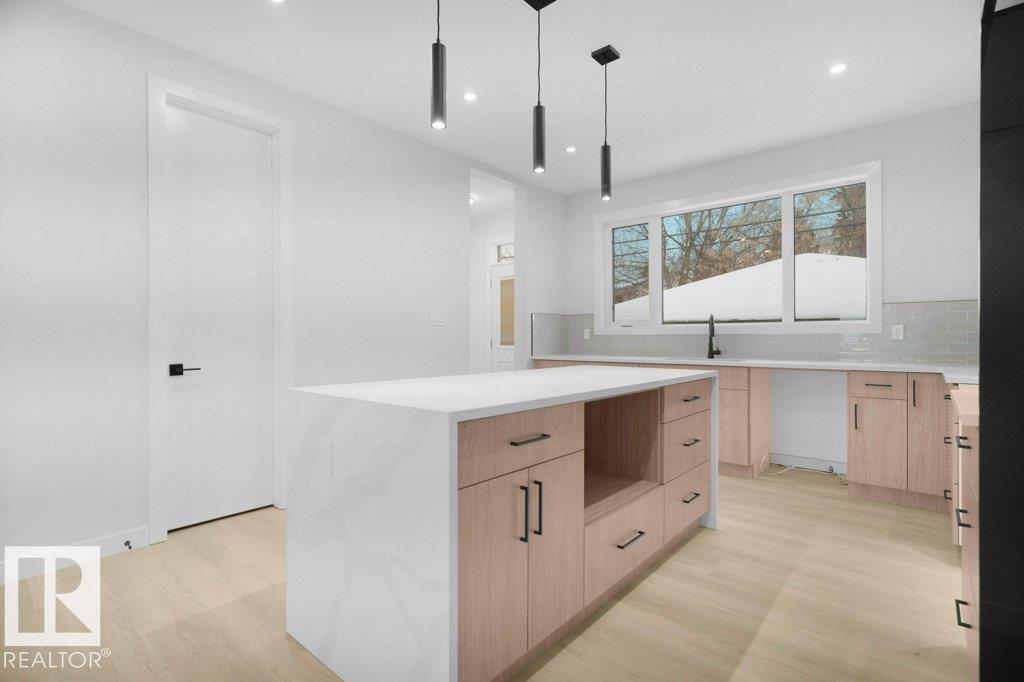 10663 61 Av Nw, Edmonton, Alberta  T6H 1L8 - Photo 9 - E4478632