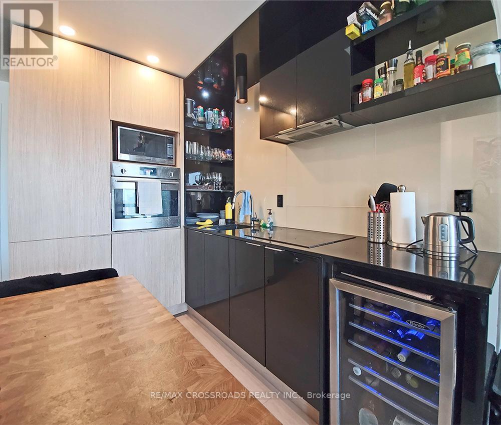 2916 - 70 Temperance Street, Toronto, Ontario  M5H 0B1 - Photo 5 - C12907578