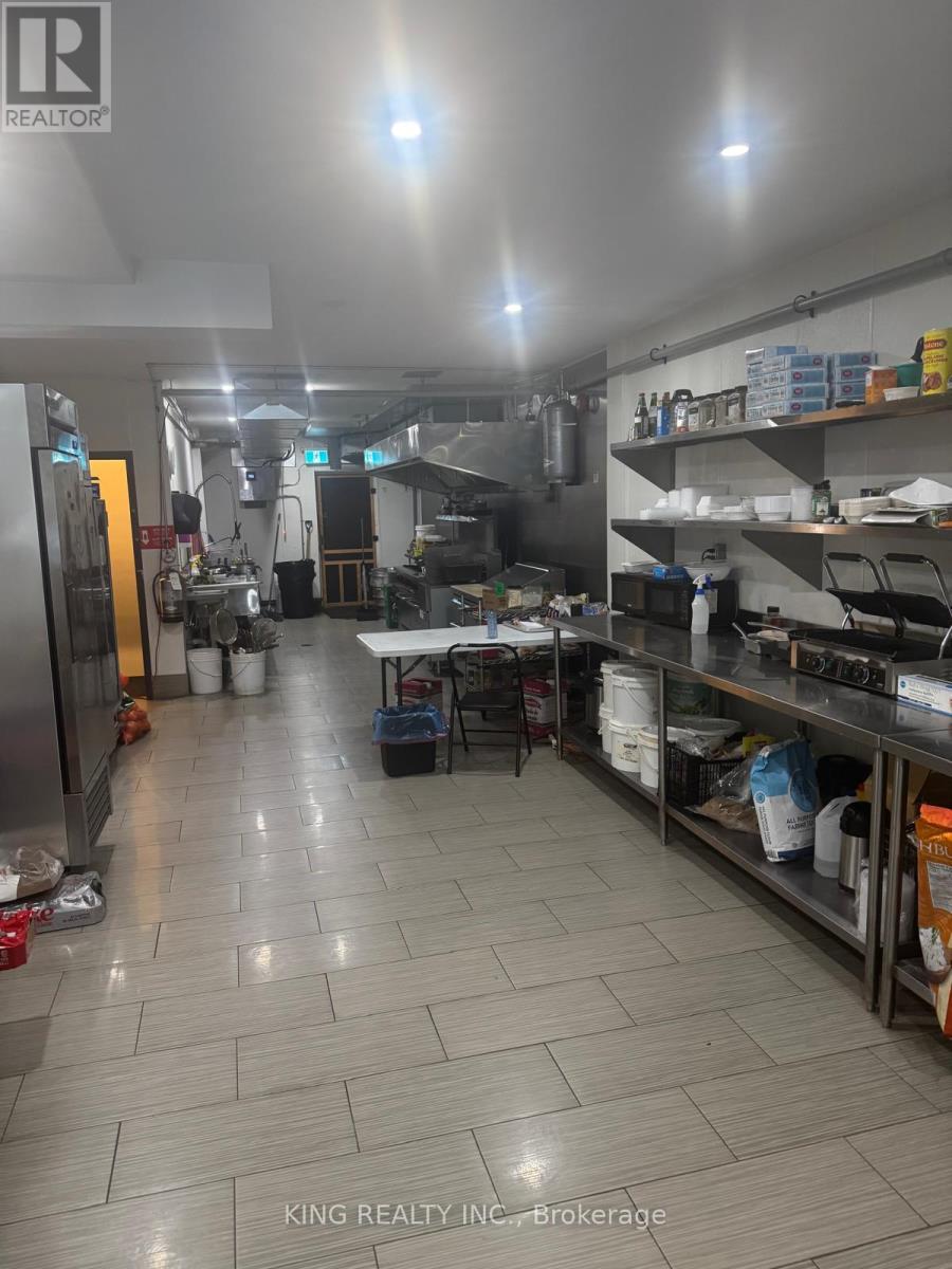 11 - 2893 Lawrence Avenue E, Toronto, Ontario  M1P 2S8 - Photo 2 - E12907582