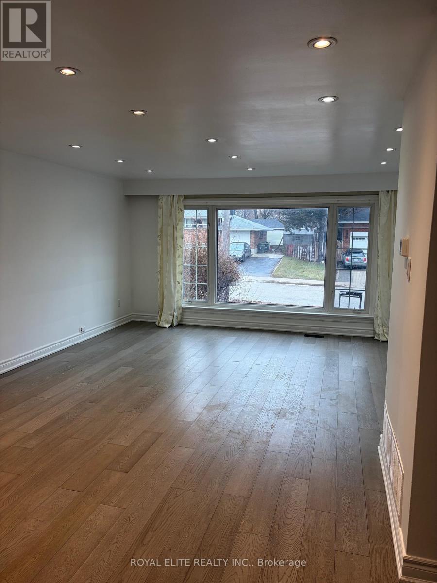 20 Shrewsbury Square, Toronto, Ontario  M1T 1L2 - Photo 6 - E12907594