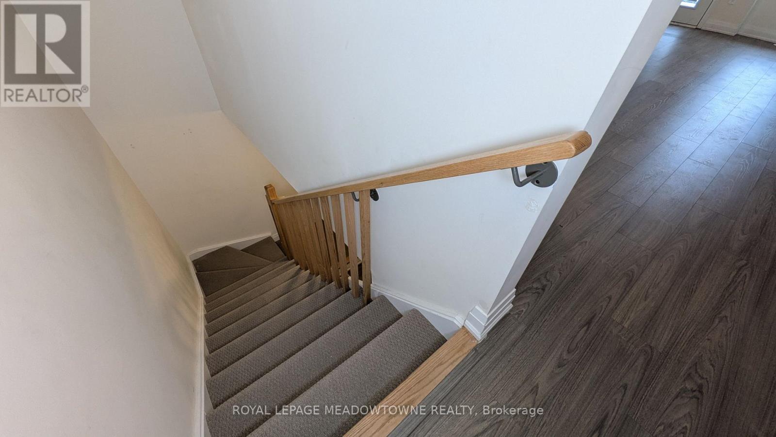 319 - 755 Omega Drive, Pickering, Ontario  L1V 0H1 - Photo 10 - E12701632