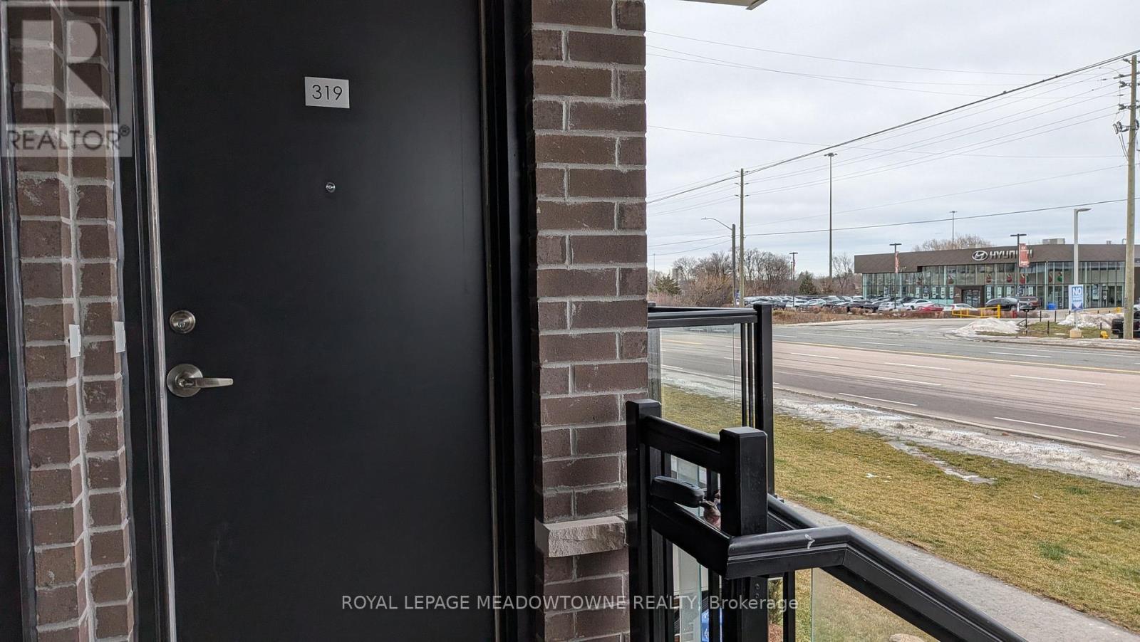 319 - 755 Omega Drive, Pickering, Ontario  L1V 0H1 - Photo 2 - E12701632