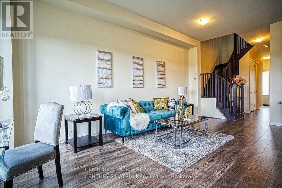 368 Elyse Court, Aurora, Ontario  L4G 2C9 - Photo 3 - N12907600