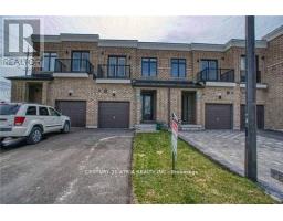 368 ELYSE COURT, Aurora, Ontario