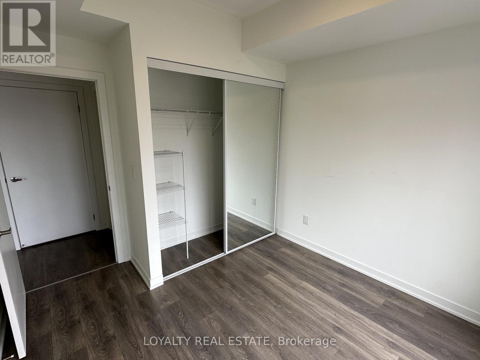 614 - 165 Canon Jackson Drive, Toronto, Ontario  M6M 0C4 - Photo 8 - W12907586