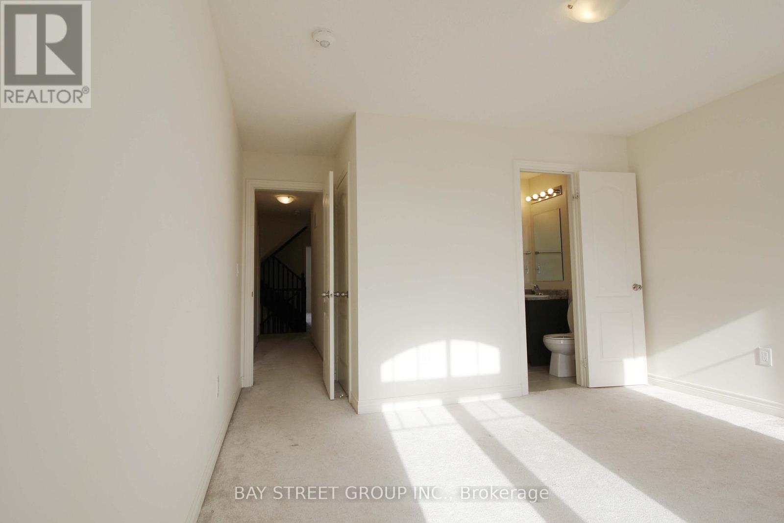 3903 Tufgar Crescent, Burlington, Ontario  L7M 1N7 - Photo 18 - W12907602