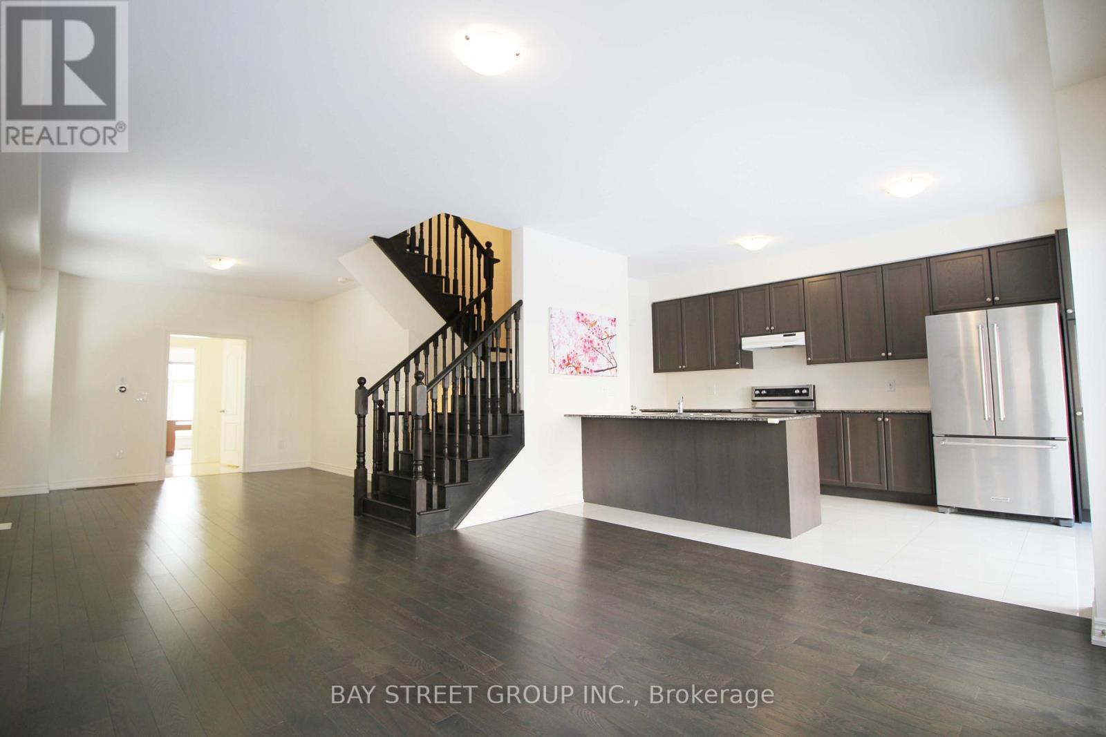 3903 Tufgar Crescent, Burlington, Ontario  L7M 1N7 - Photo 6 - W12907602