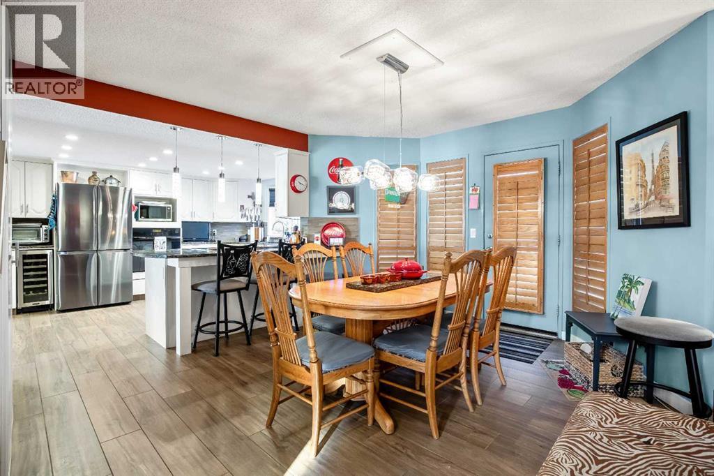 135 Canter Place SW, Calgary, Alberta  T2W 5M9 - Photo 12 - A2292964