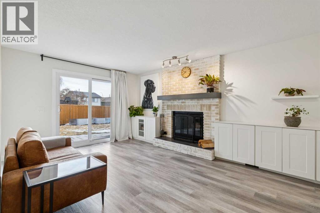 44 Shawcliffe Bay SW, Calgary, Alberta  T2Y 1H1 - Photo 20 - A2293815