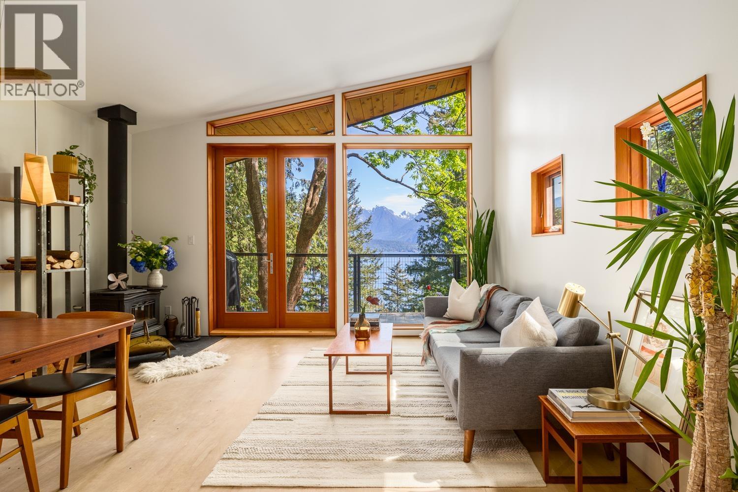 1283 PARK ROAD, Bowen Island, British Columbia