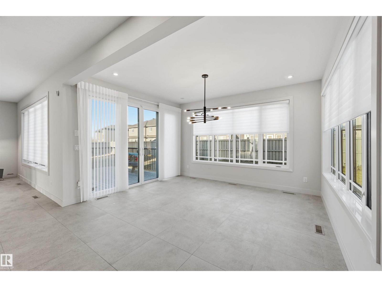 6038 Crawford Dr Sw, Edmonton, Alberta  T6W 4L5 - Photo 23 - E4478634