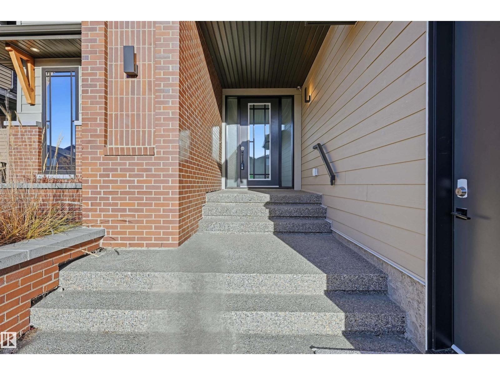 6038 Crawford Dr Sw, Edmonton, Alberta  T6W 4L5 - Photo 3 - E4478634