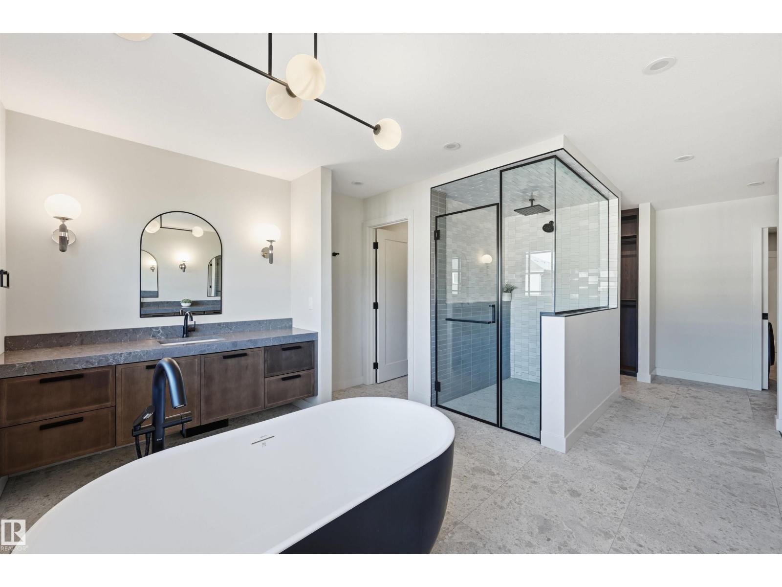 6038 Crawford Dr Sw, Edmonton, Alberta  T6W 4L5 - Photo 48 - E4478634