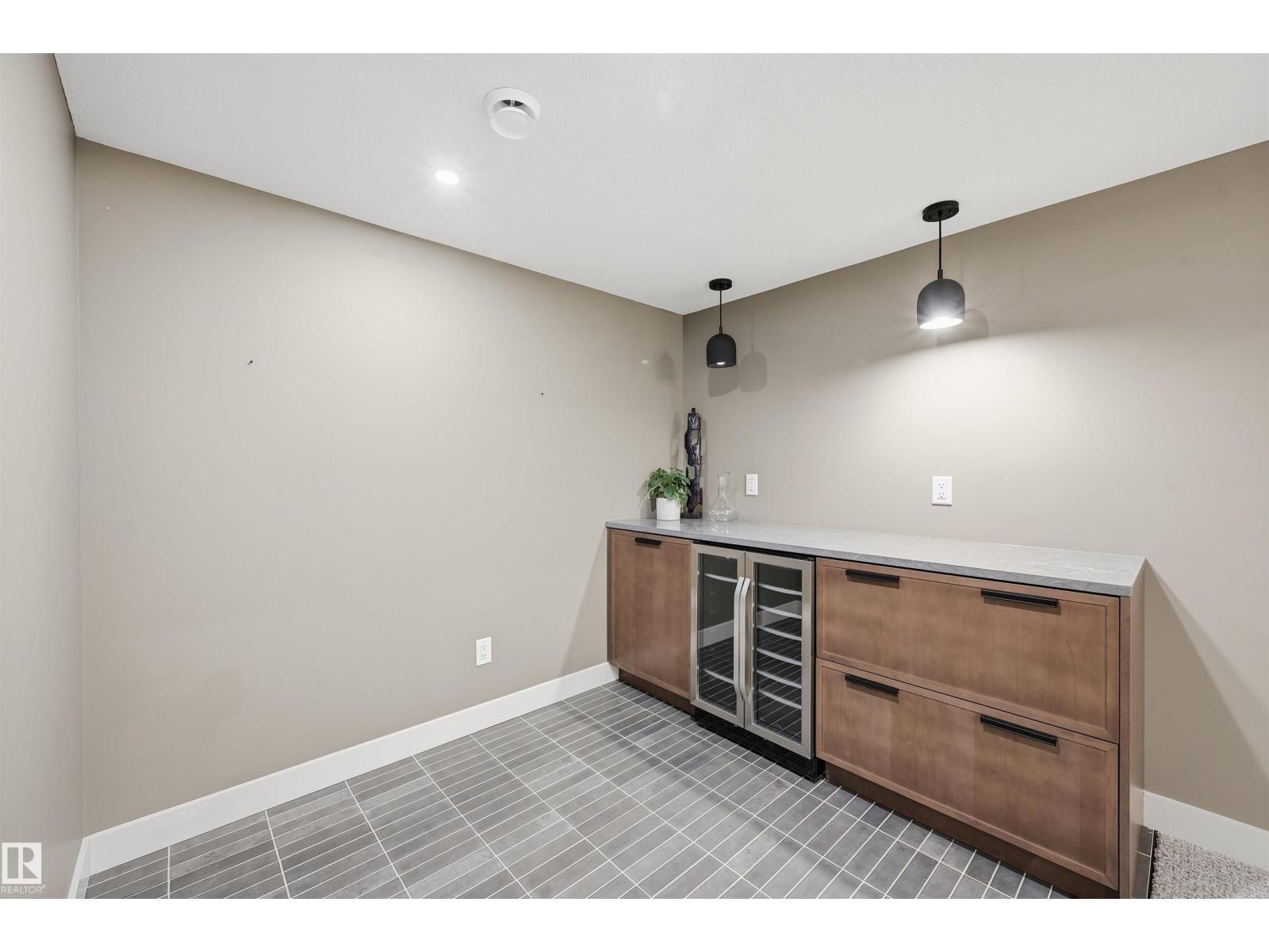 6038 Crawford Dr Sw, Edmonton, Alberta  T6W 4L5 - Photo 66 - E4478634