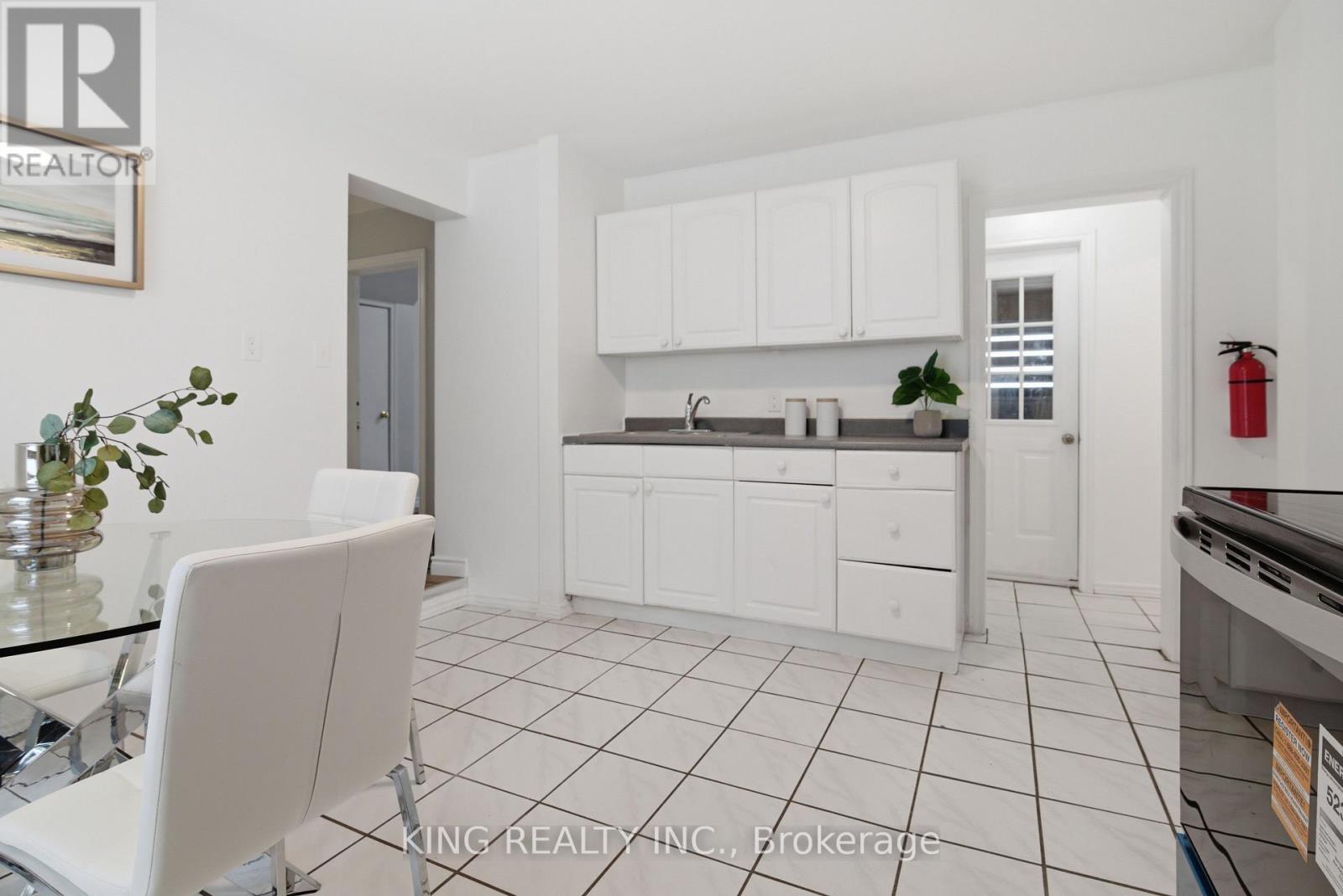 93 Water Street S, Cambridge, Ontario  N1R 3E1 - Photo 7 - X12907576