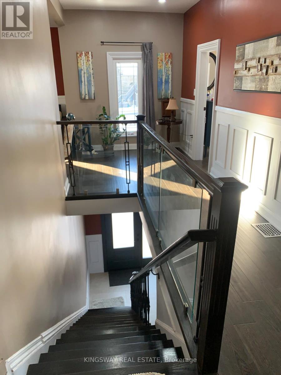 174 Main Street, Cambridge, Ontario  N1R 1W6 - Photo 3 - X12907606