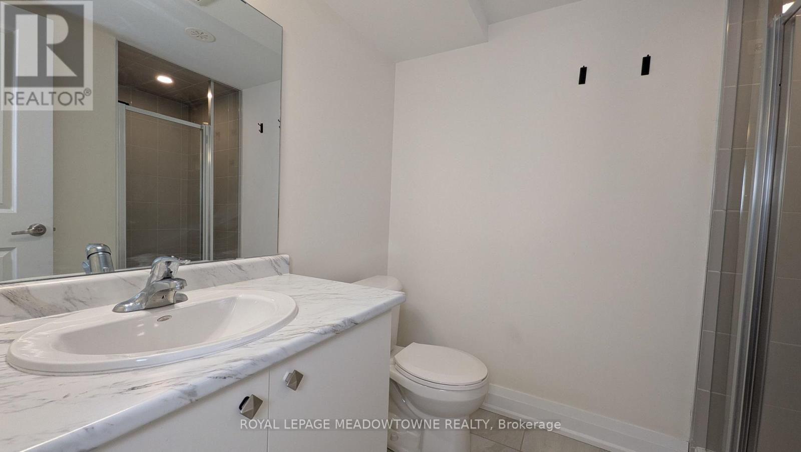 319 - 755 Omega Drive, Pickering, Ontario  L1V 0H1 - Photo 14 - E12701632