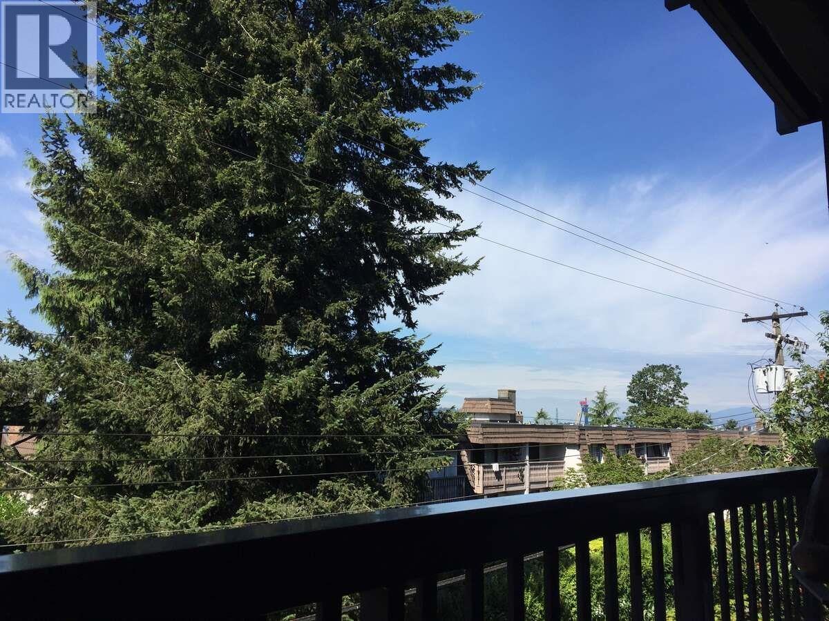 203 211 W 3rd Street, North Vancouver, British Columbia  V7M 1E9 - Photo 12 - R3102173