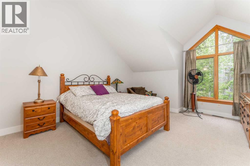 2, 300 Eagle Terrace Road, Canmore, Alberta  T1W 3E5 - Photo 4 - A2263382