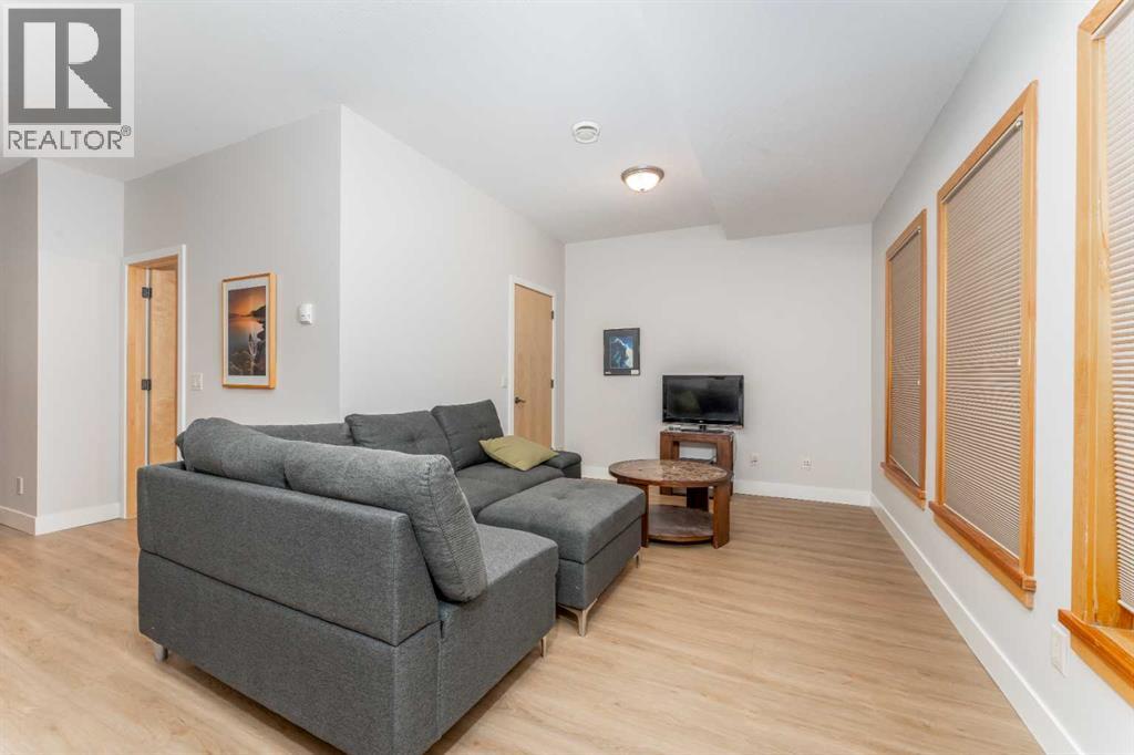 2, 300 Eagle Terrace Road, Canmore, Alberta  T1W 3E5 - Photo 30 - A2263382