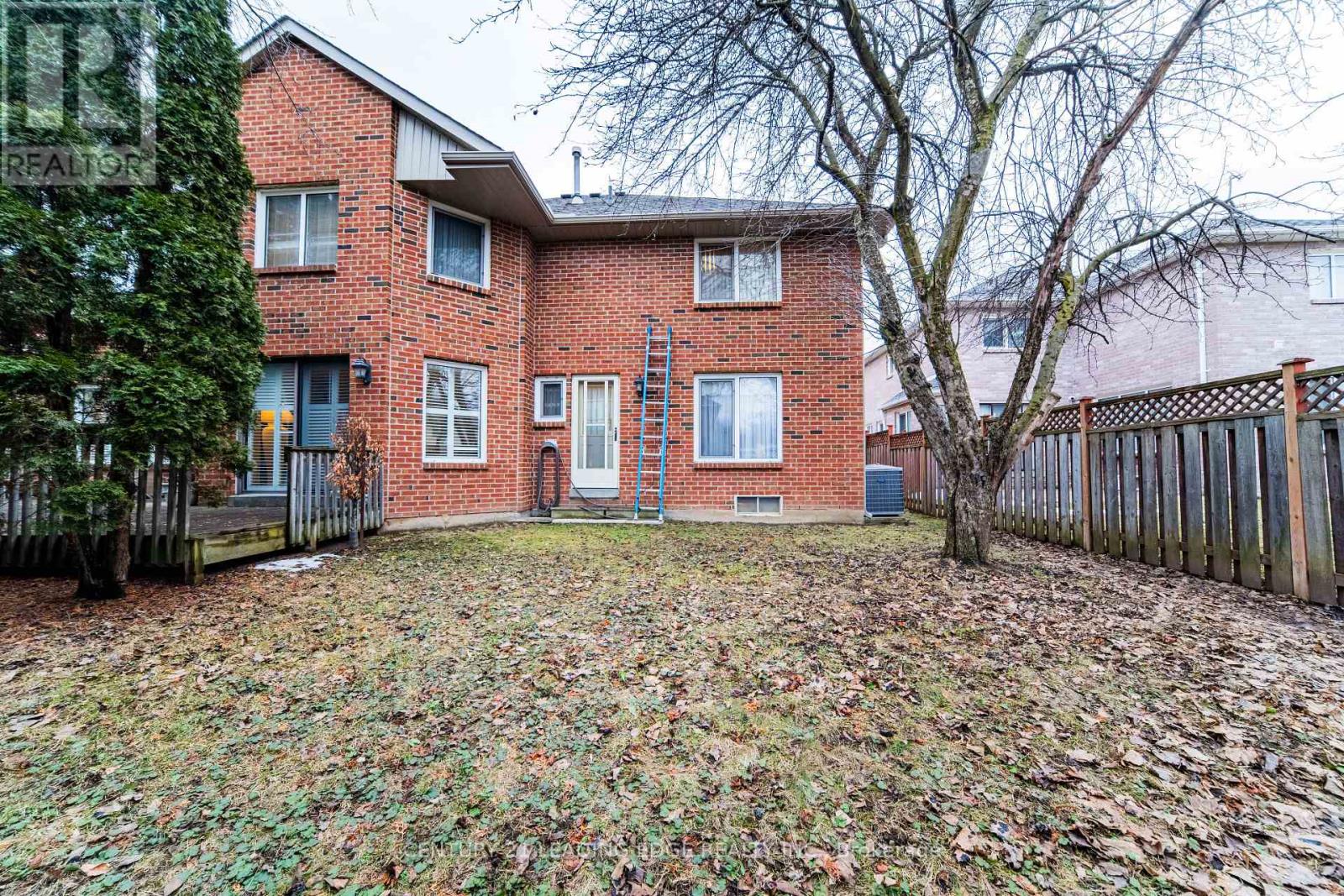 49 Kerrigan Crescent, Markham, Ontario  L3R 7T6 - Photo 44 - N12907616