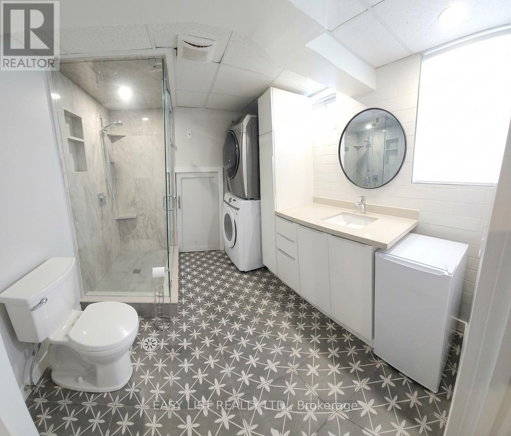 1320 Odessa Crescent, Oakville, Ontario  L6H 1R8 - Photo 24 - W12907610