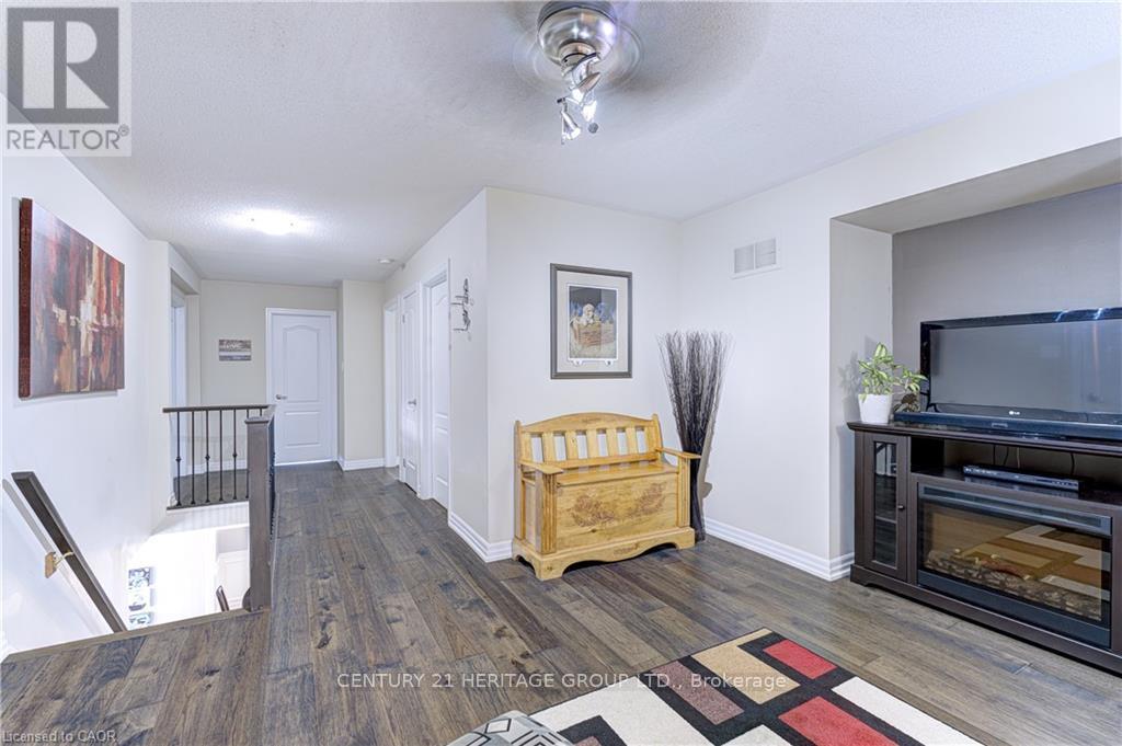 1406 Marshall Crescent, Milton, Ontario  L9T 6T9 - Photo 32 - W12907614