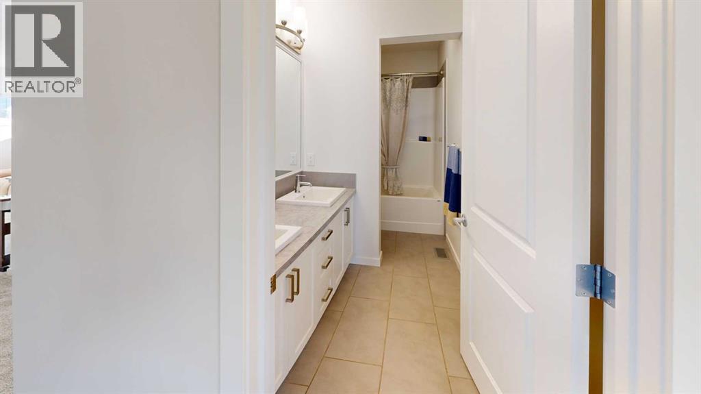 27 Mist Mountain Rise, Okotoks, Alberta  T1S 5P6 - Photo 29 - A2290063