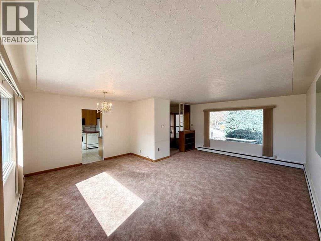 151 Fielding Drive SE, Calgary, Alberta  T2H 1H3 - Photo 4 - A2294696