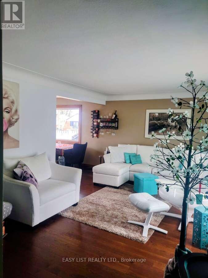 6697 Huggins Street, Niagara Falls, Ontario  L2J 1H8 - Photo 9 - X12907626