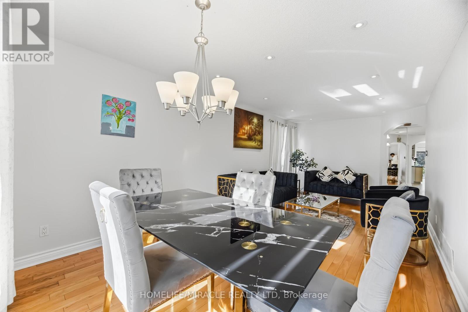 60 Trewartha Crescent, Brampton, Ontario  L6Z 1X4 - Photo 11 - W12874650