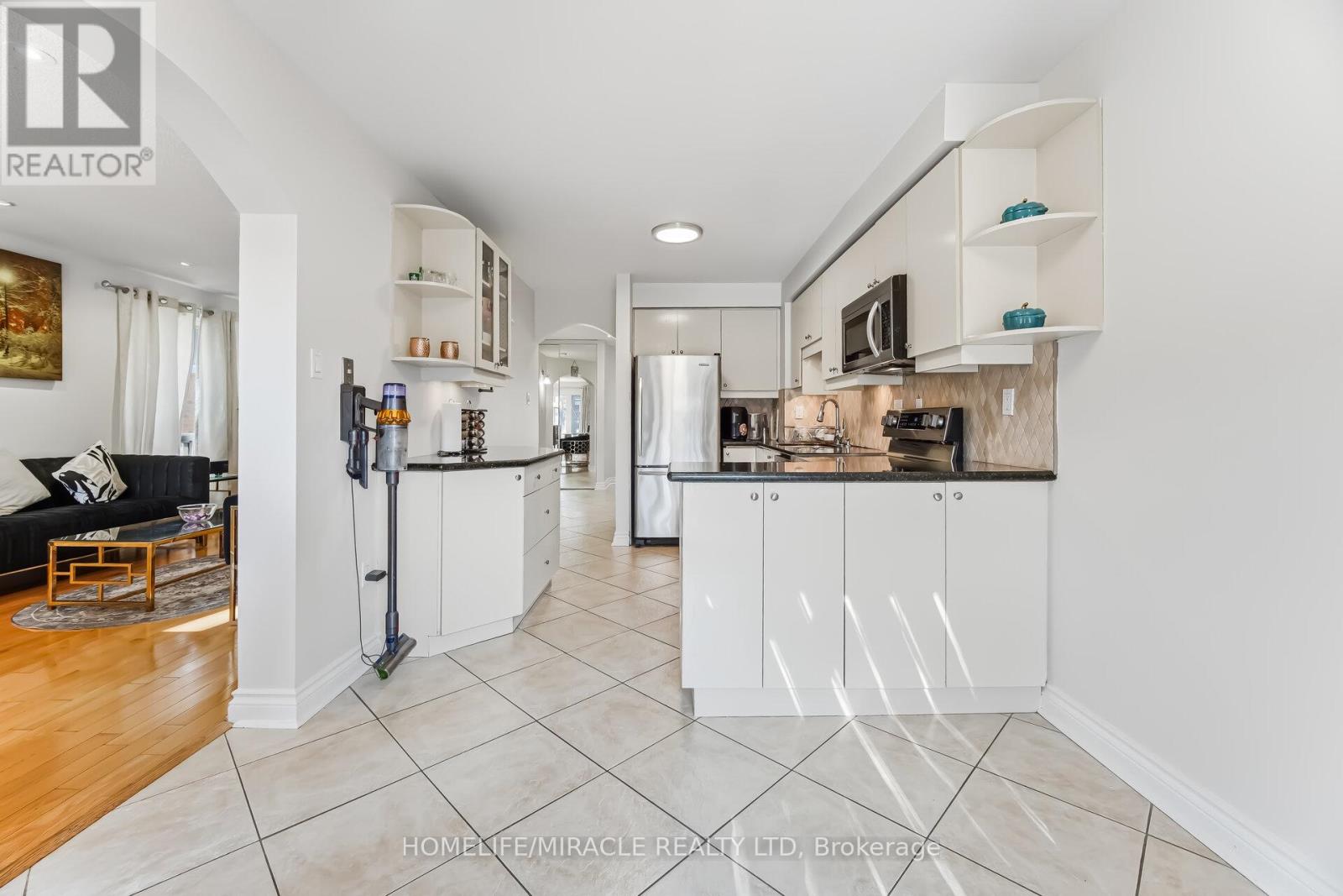 60 Trewartha Crescent, Brampton, Ontario  L6Z 1X4 - Photo 16 - W12874650