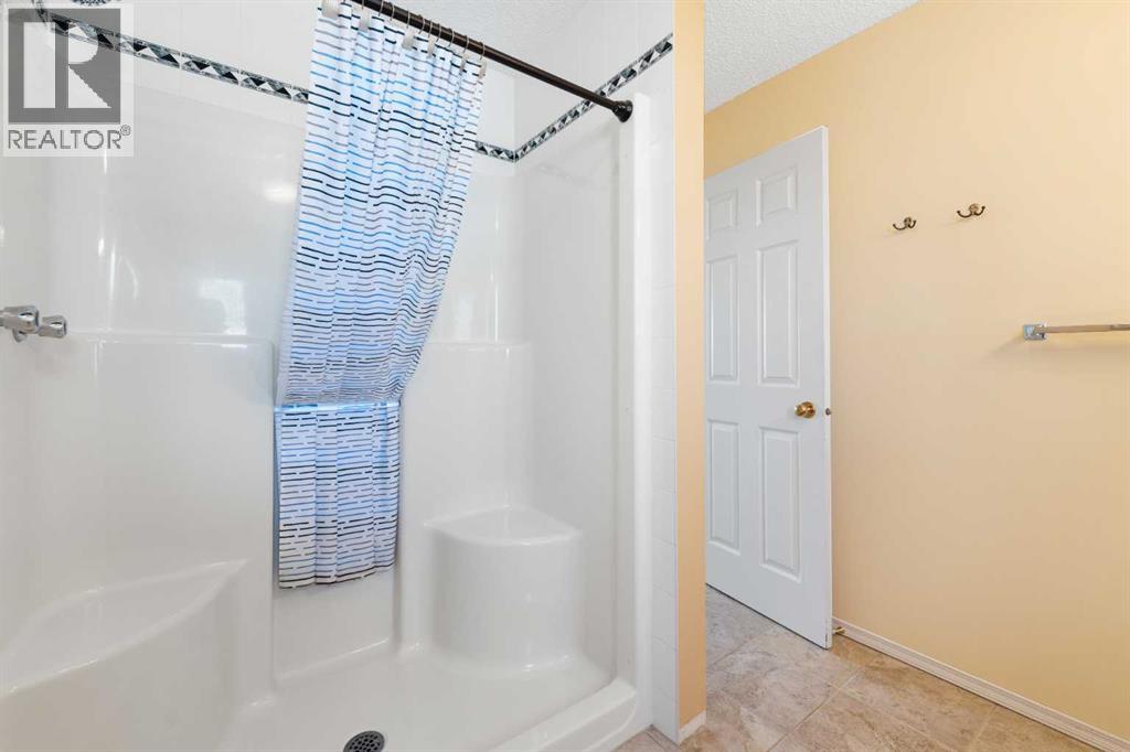 33 Tuscany Valley View NW, Calgary, Alberta  T3L 2A5 - Photo 17 - A2293994