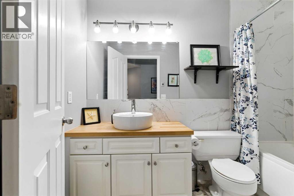 2, 2207 28 Street Sw, Calgary, Alberta  T3E 2H5 - Photo 32 - A2294196