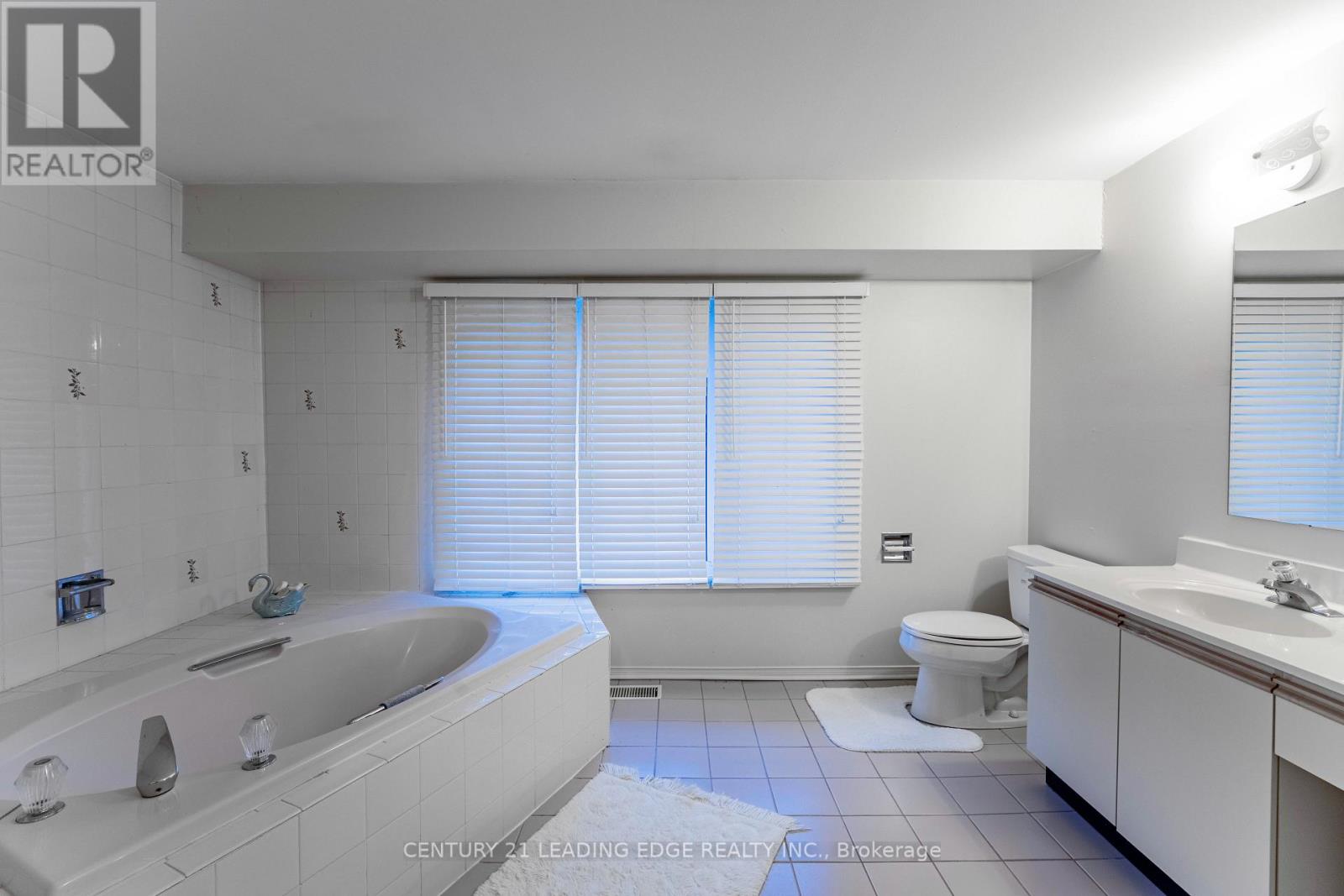 49 Kerrigan Crescent, Markham, Ontario  L3R 7T6 - Photo 36 - N12907616