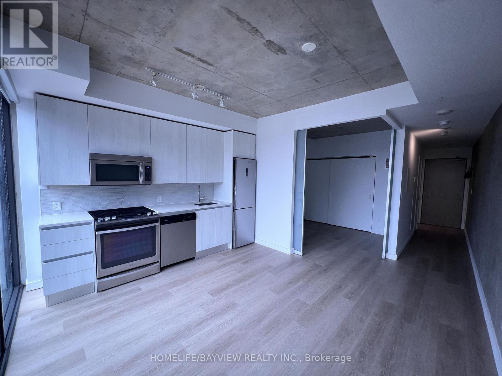 707 - 111 Bathurst Street, Toronto, Ontario  M5V 2R1 - Photo 3 - C12907632