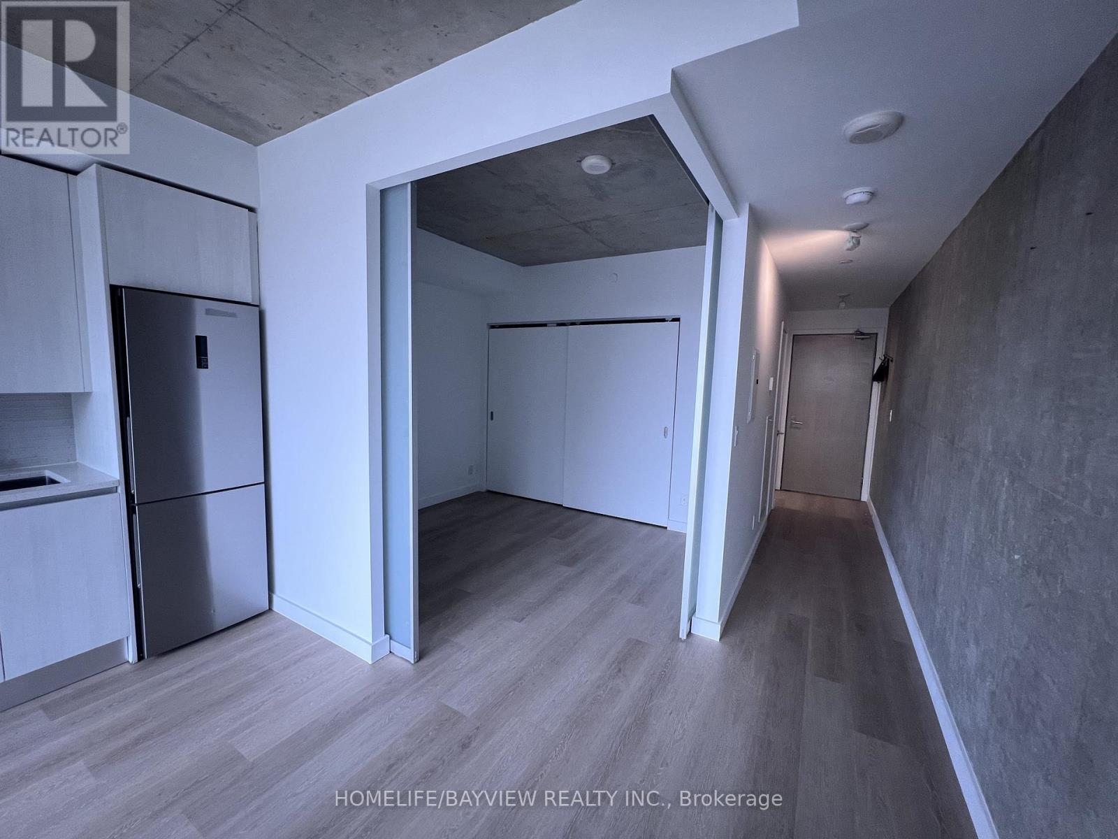 707 - 111 Bathurst Street, Toronto, Ontario  M5V 2R1 - Photo 4 - C12907632