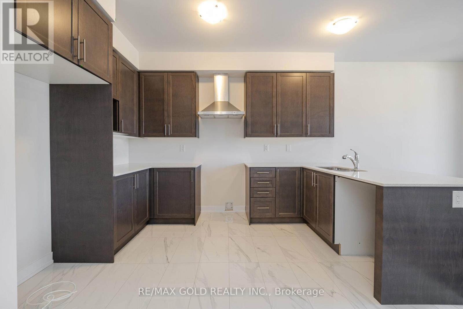 59 Mikayla Lane, Markham, Ontario K6B 1R1 - Photo 9 - N12907010