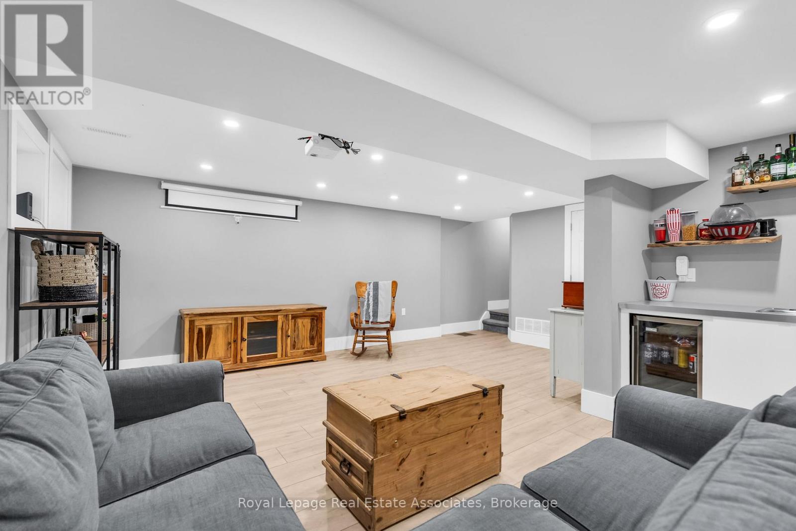 112 Susan Street, Shelburne, Ontario  L9V 2W7 - Photo 25 - X12805610