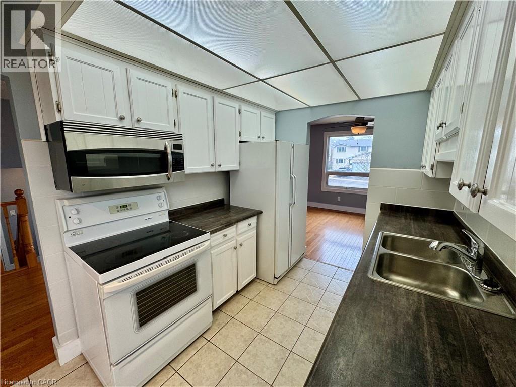 123 Toynbee Crescent, Kitchener, Ontario N2N 1R8 - Photo 6 - 40814003