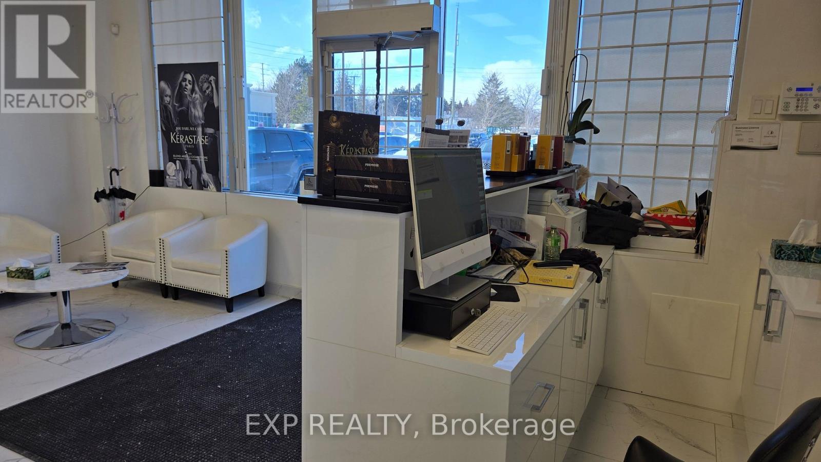 1 - 1903 Ironoak Way, Oakville, Ontario  L6H 0N1 - Photo 5 - W12907628