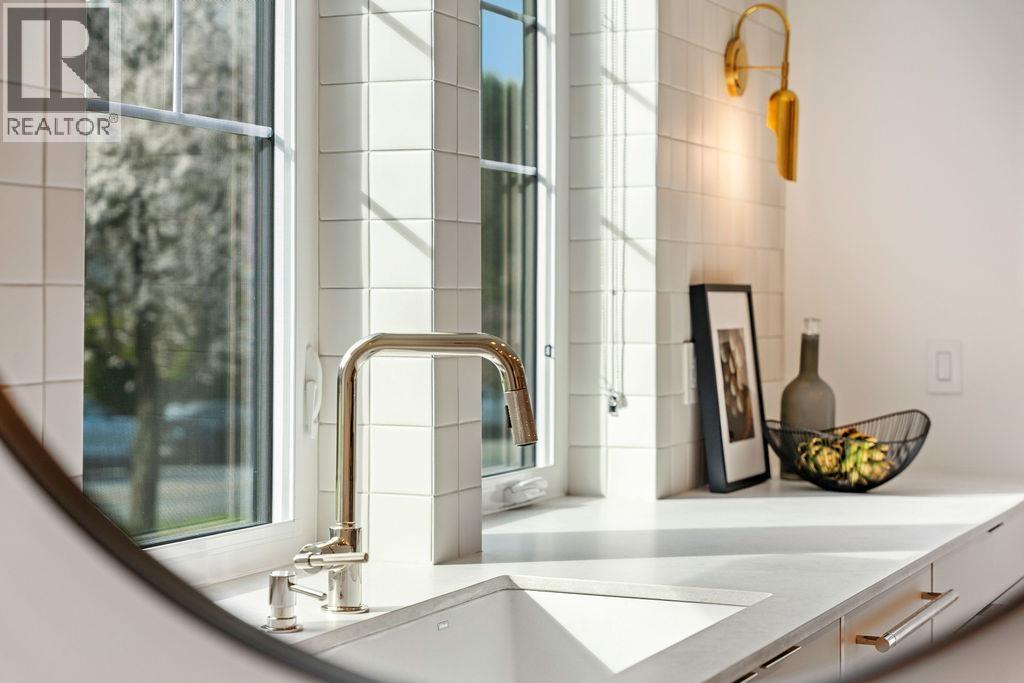 1139 W 33rd Avenue, Vancouver, British Columbia V6M 1A3 - Photo 3 - R3092135