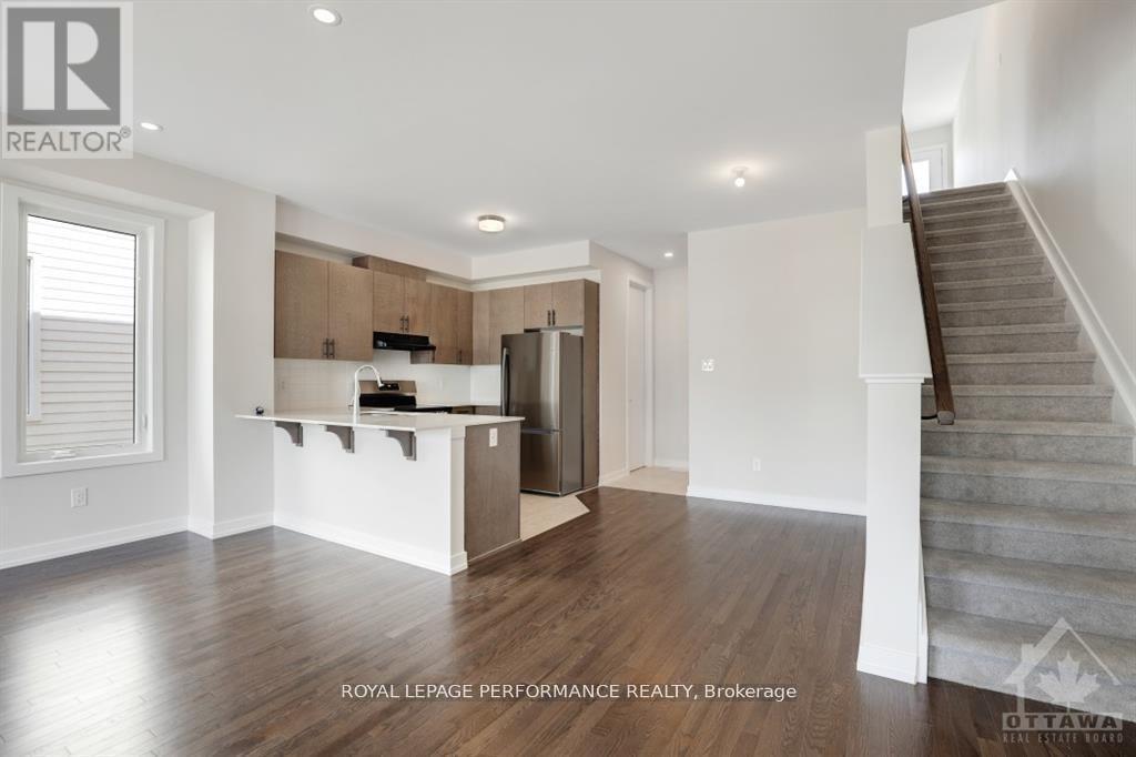 522 Oldenburg Avenue, Ottawa, Ontario  K0A 2Z0 - Photo 3 - X12907644