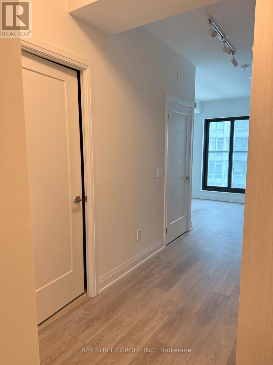 2501 - 20 Soudan Avenue, Toronto, Ontario  M4S 0E2 - Photo 6 - C12907646