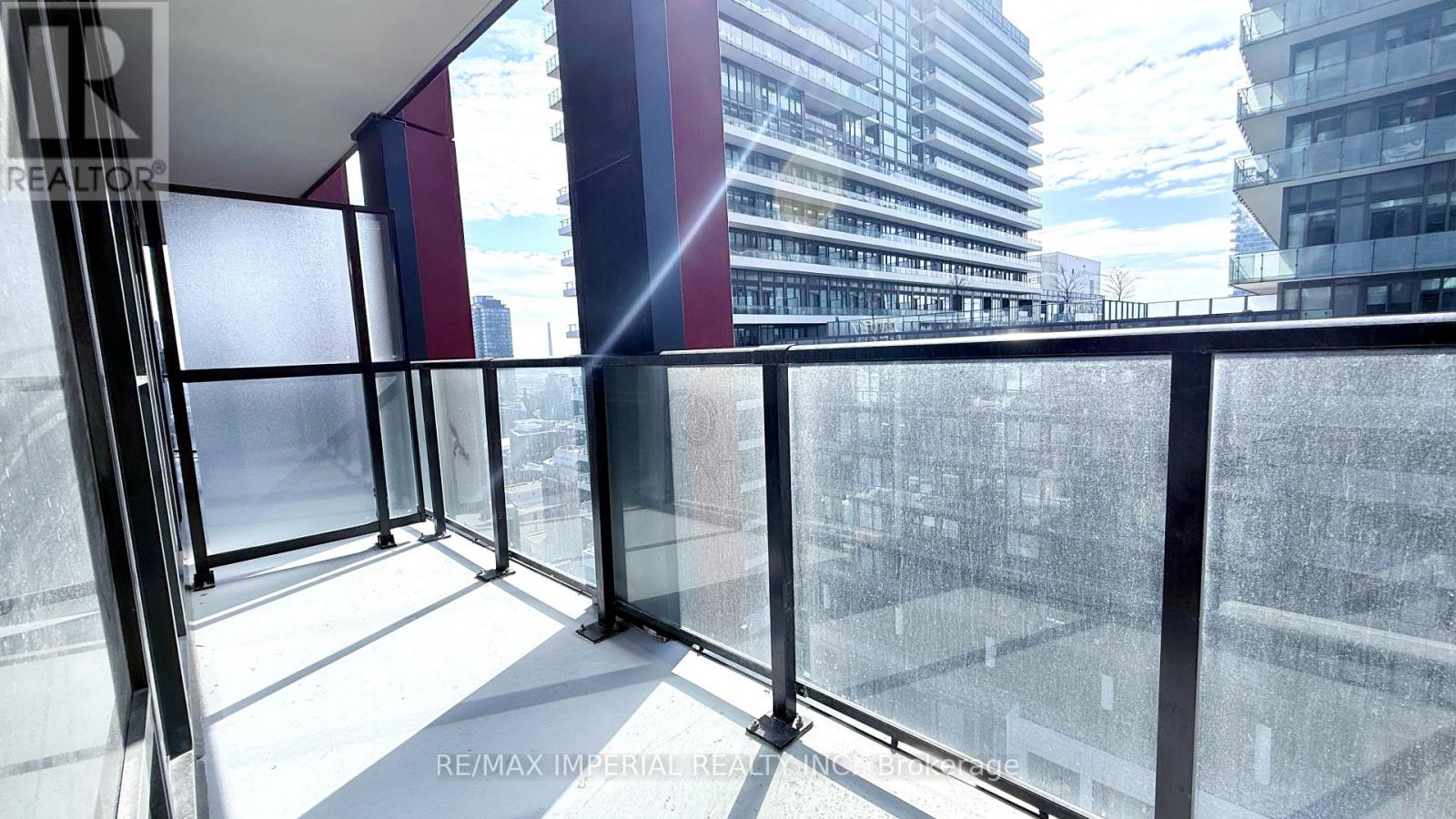2107 - 180 Front Street, Toronto, Ontario  M5A 0K9 - Photo 24 - C12859832